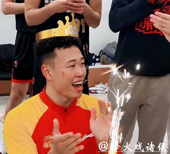 亚洛狂砍31分被喷刷子，贺希宁赛后的霸气发言，饺子蘸陈醋嘲讽值拉满